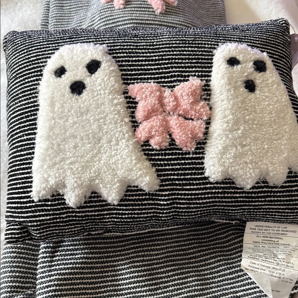 👻🎀Goblin & Ghoul Halloween striped ghost with pink bow 👻🎀